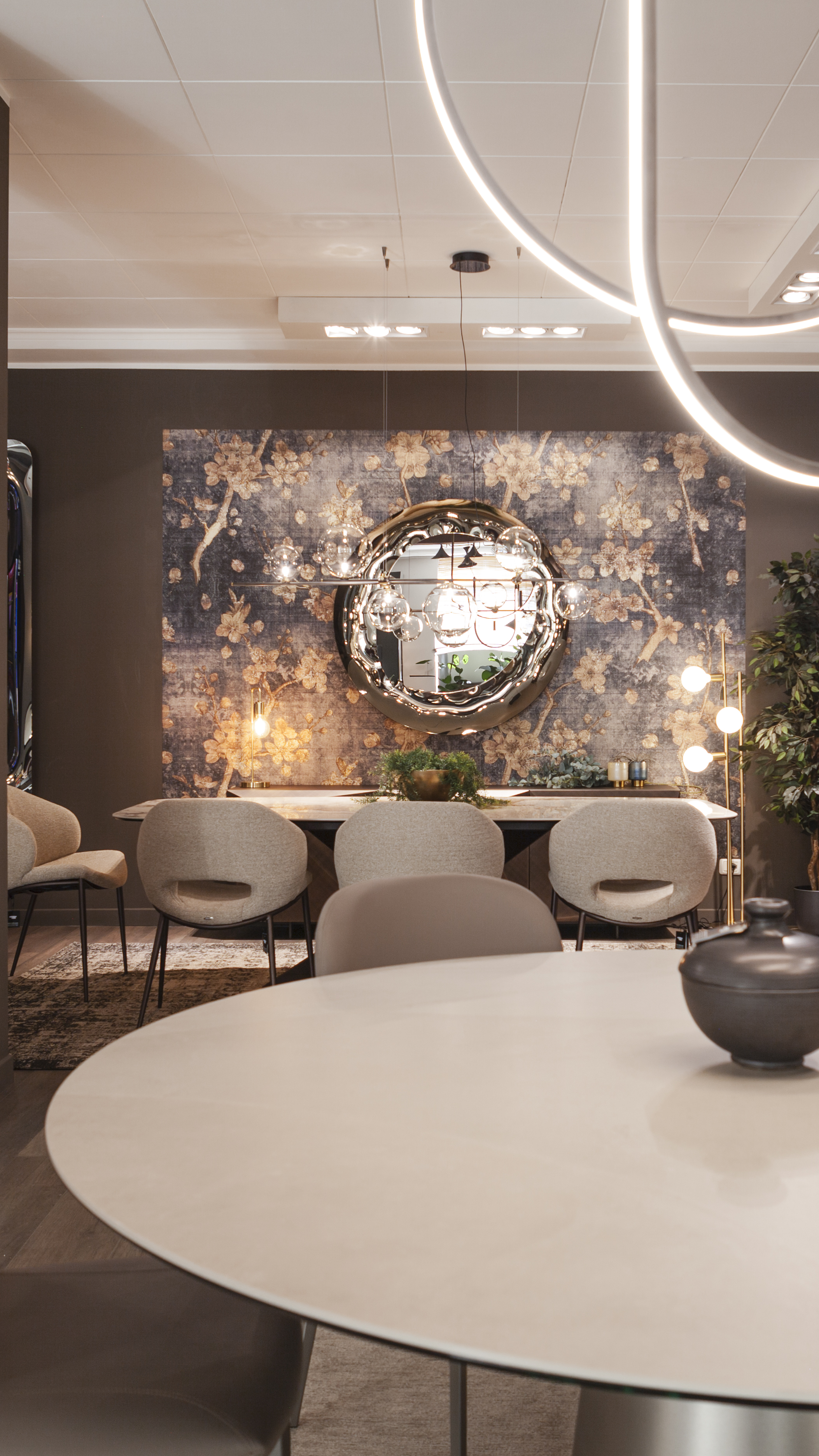 Showroom Cattelan 31